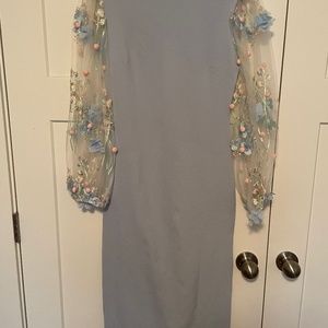 Light blue dress with detail sleeves